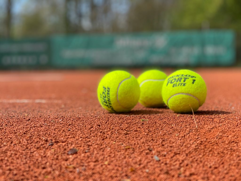 Popular Use in Fast Dry Clay Tennis Courts
