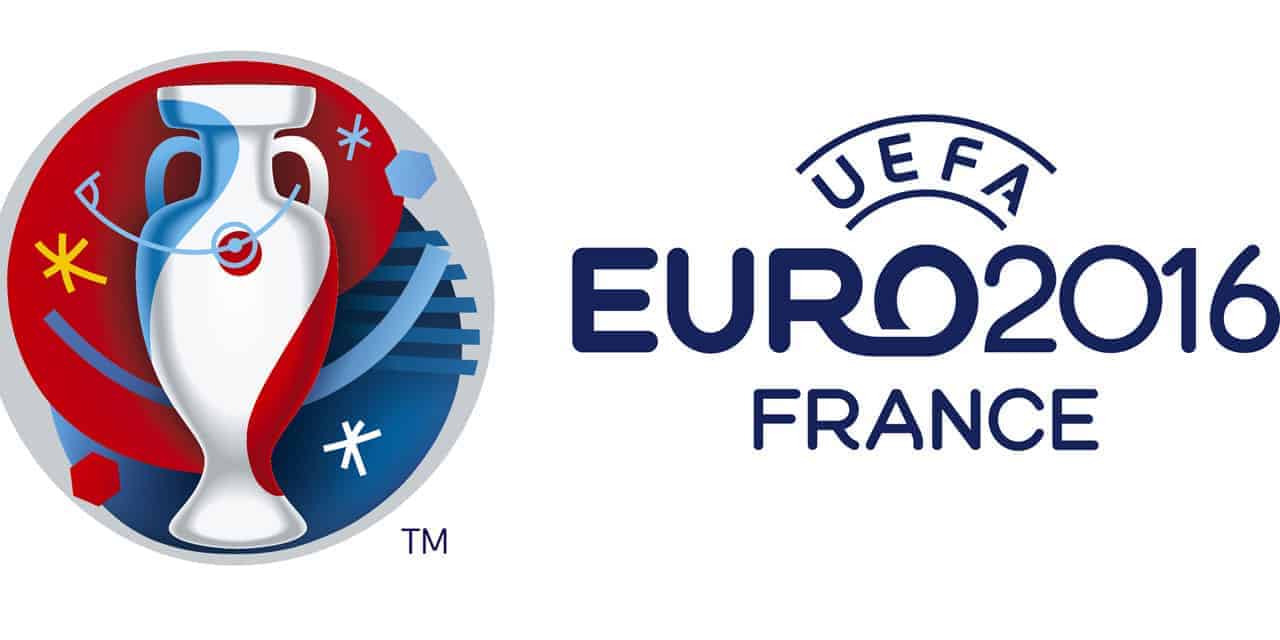 Etienne Le Guide officiel UEFA Euro 2016 France Saint 